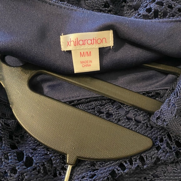 Navy Blue Woven Shift Dress - Picture 3 of 4